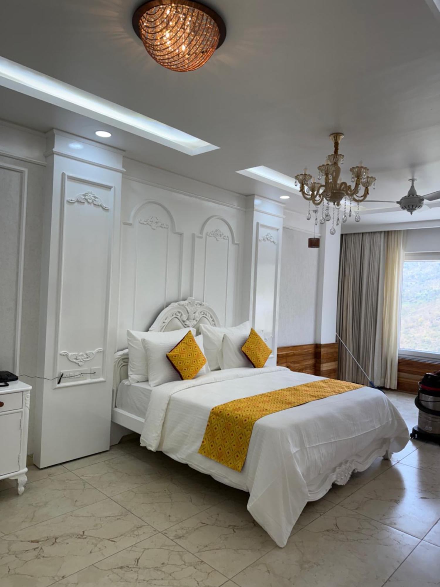 Sterling Kastoori Rudraprayag Hotel Exterior photo
